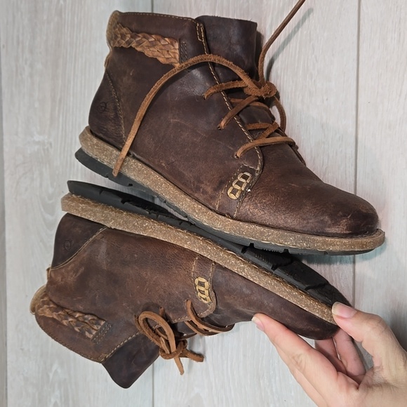 Born Women Brown Leather Ankle Boots Shoes Sz 8 - Picture 11 of 12